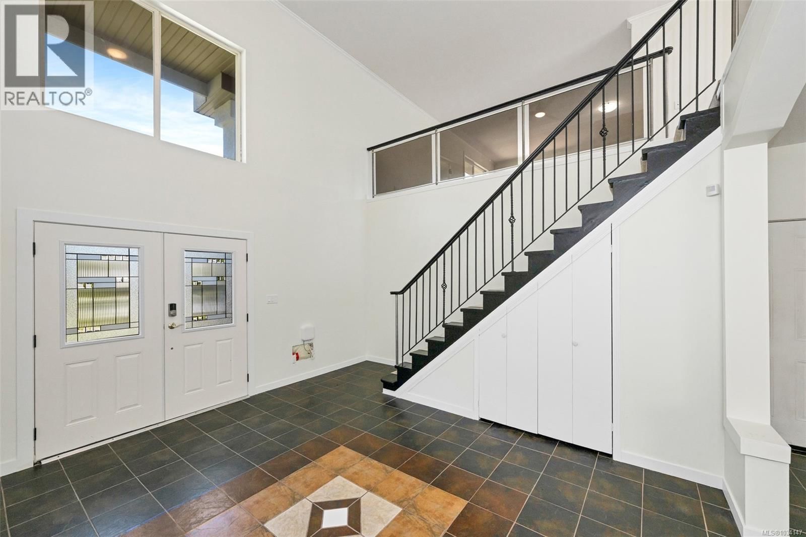 1580 Babine Road property photo