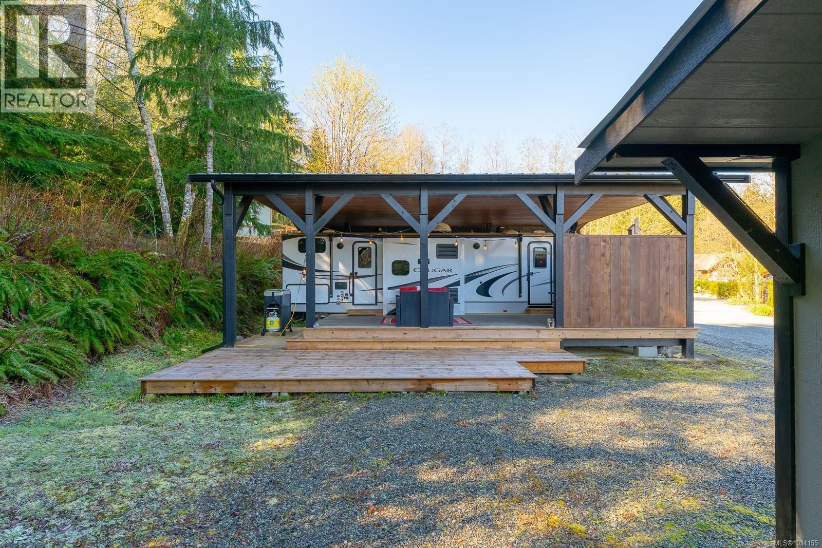 40 8631 South Shore Road property photo