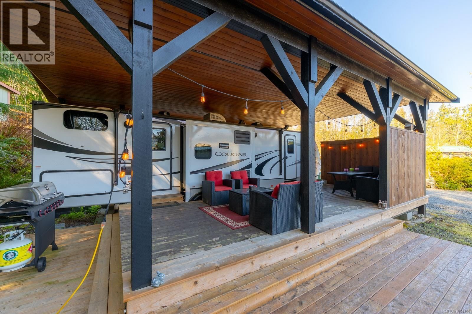 40 8631 South Shore Road property photo
