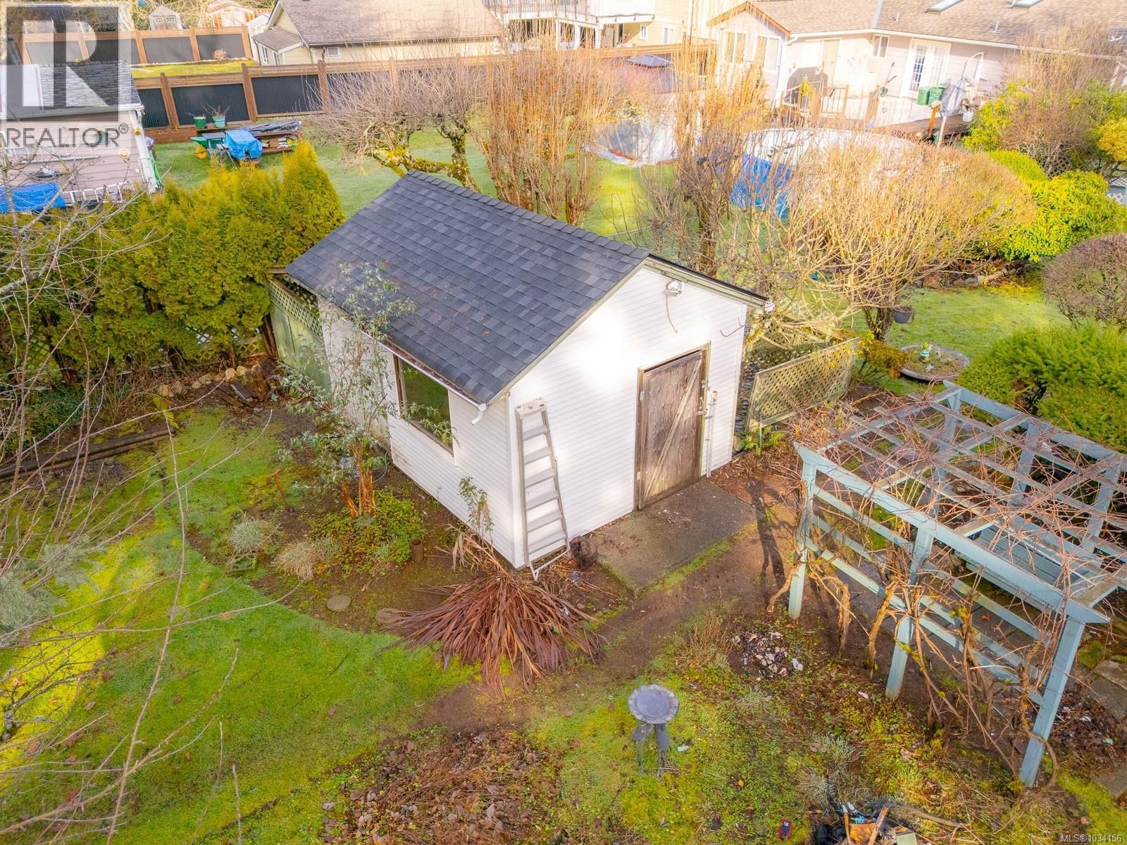 5173 Somerset Drive property photo