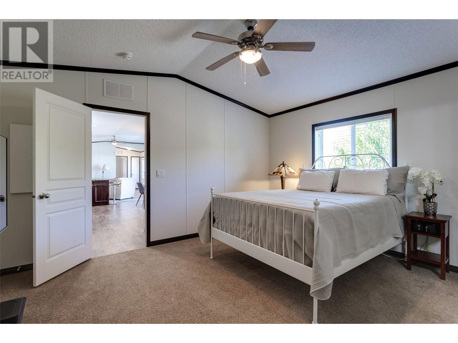 8 - 3535 MCCULLOCH ROAD Image 18