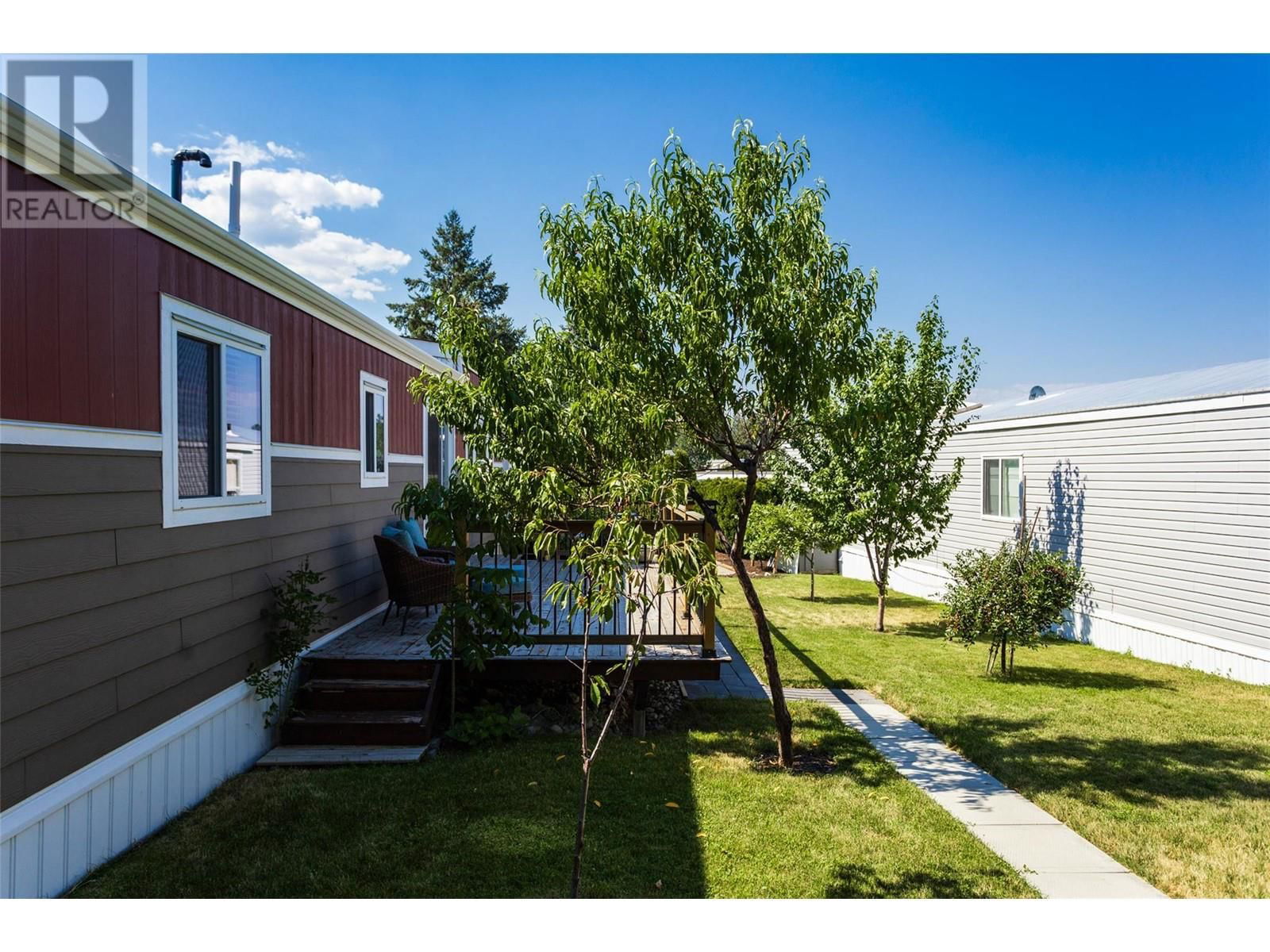 8 - 3535 MCCULLOCH ROAD Image 27