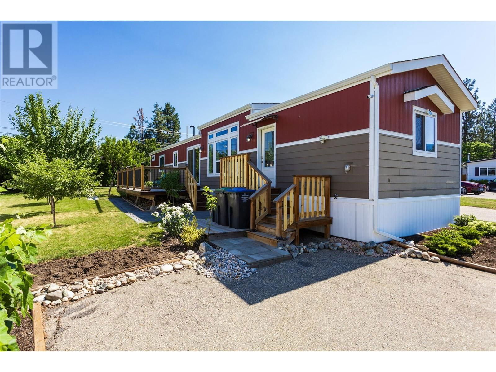 8 - 3535 MCCULLOCH ROAD Image 31