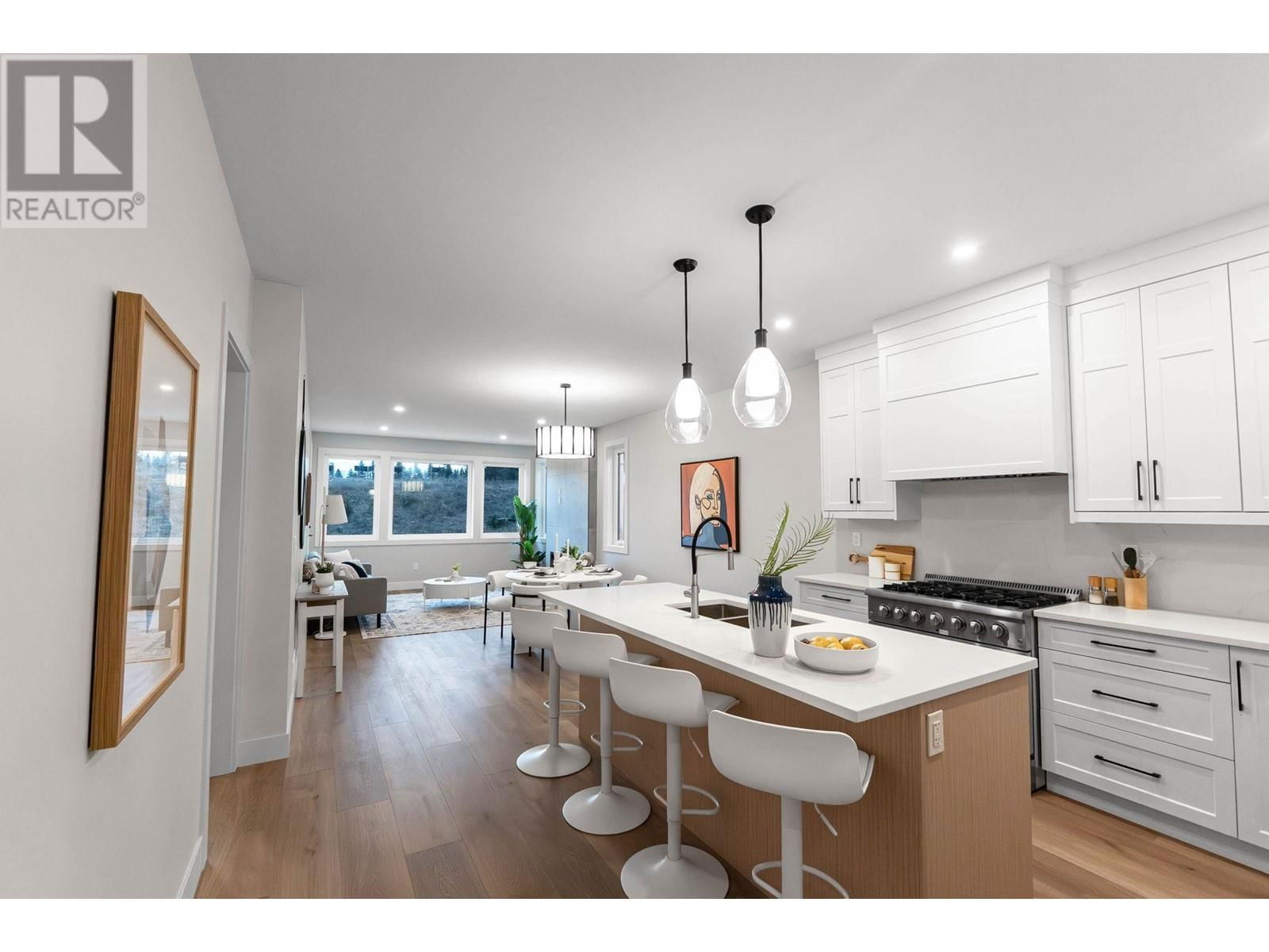 1671 HARBOUR VIEW CRESCENT Image 6