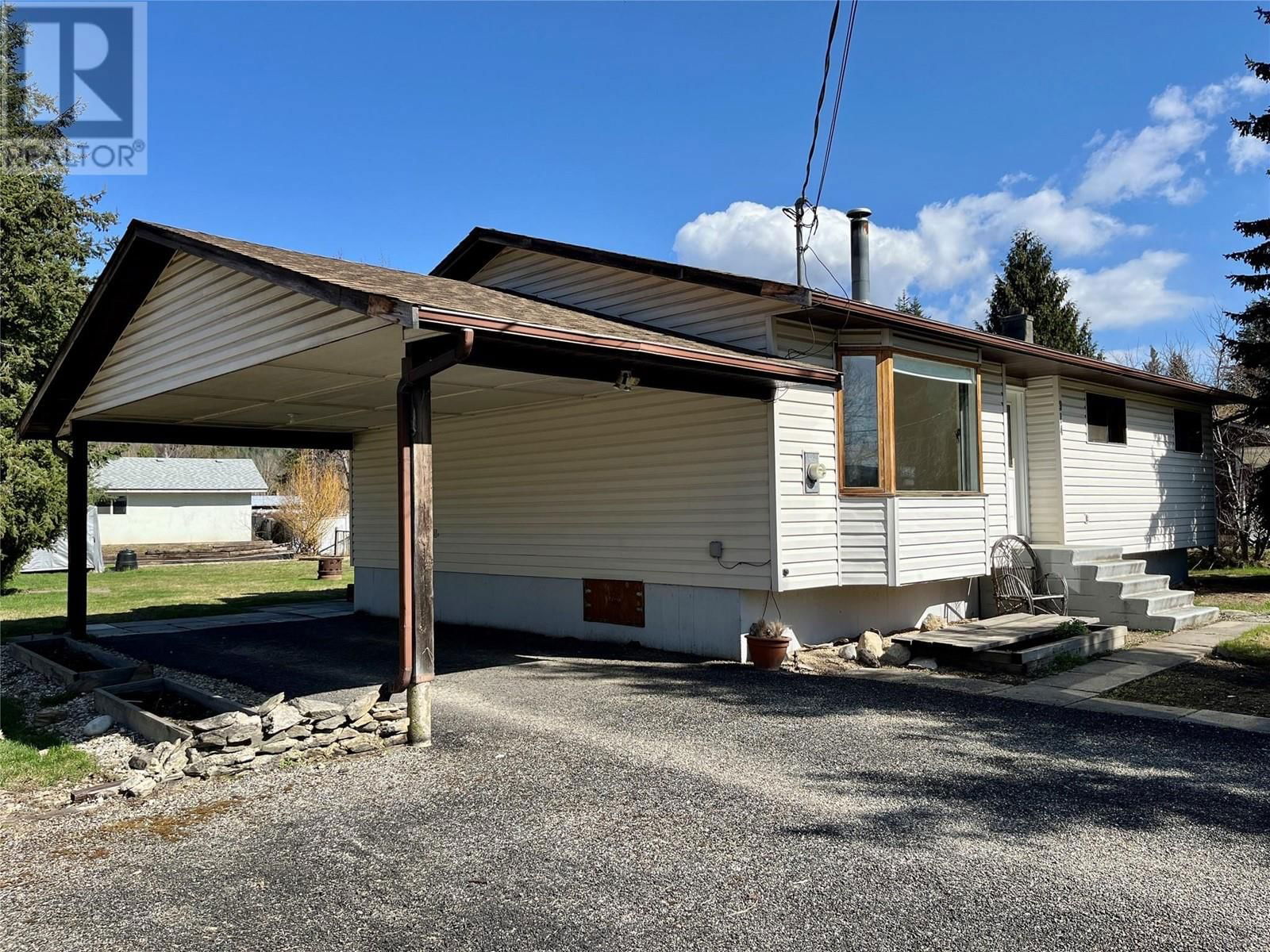 914 RAUMA CRESCENT Image 12