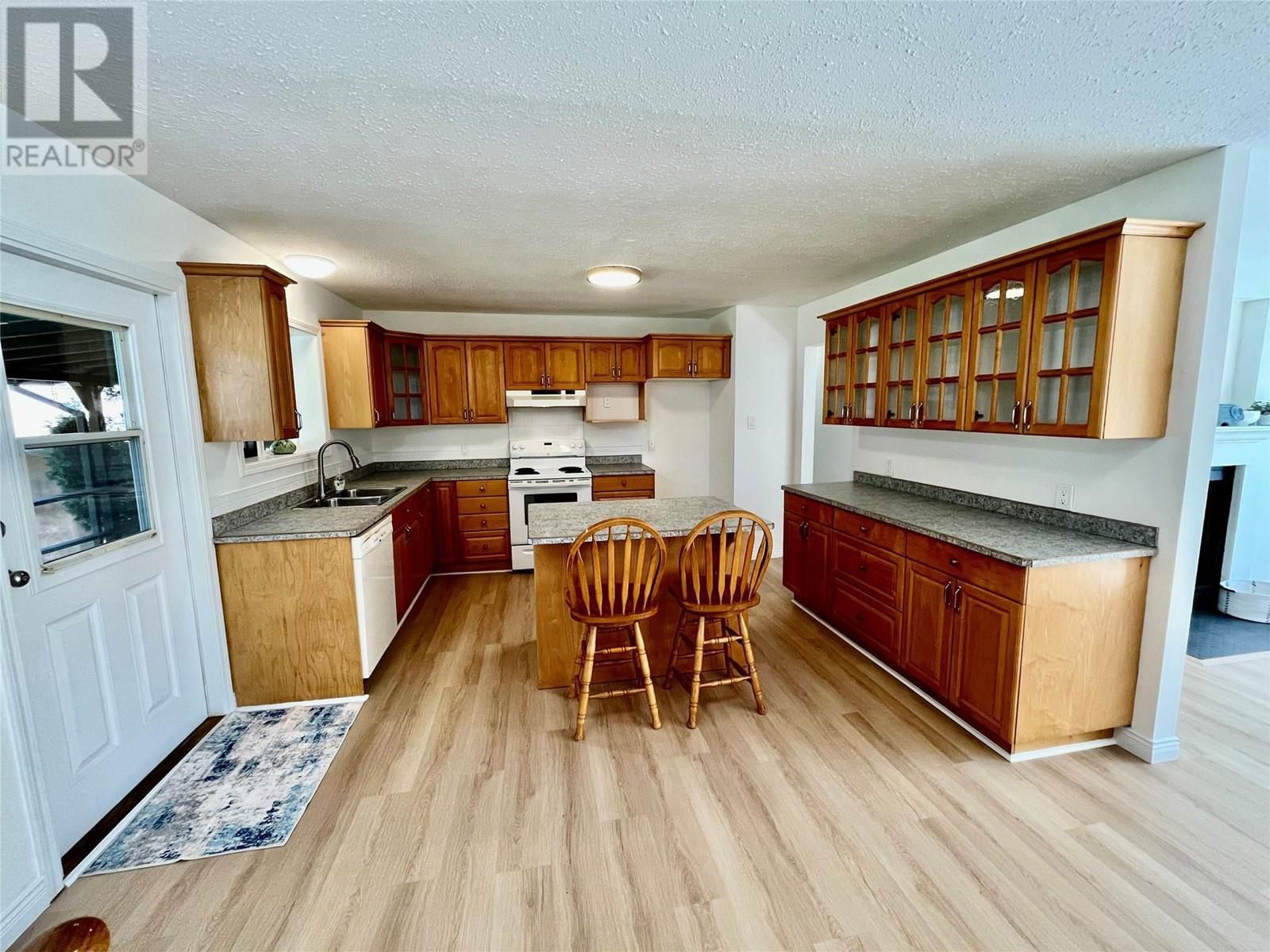 914 RAUMA CRESCENT Image 15