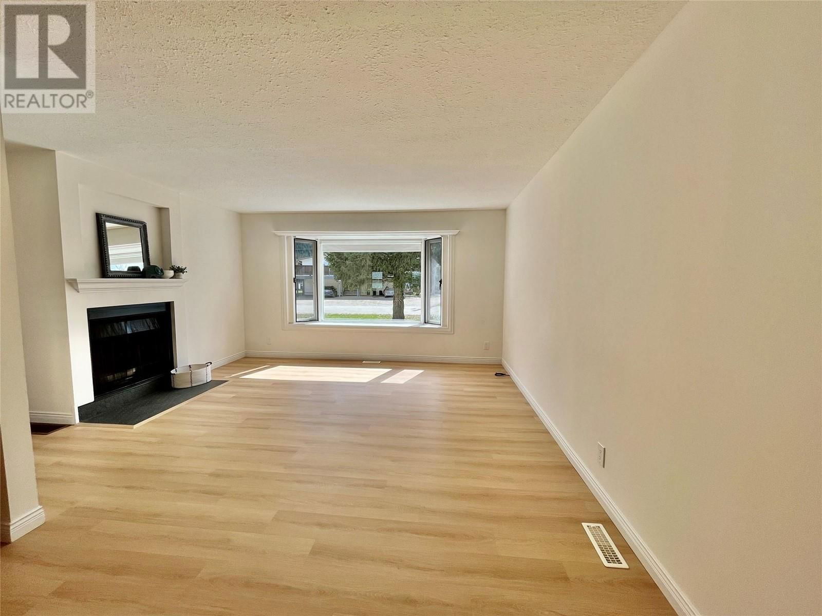 914 RAUMA CRESCENT Image 20