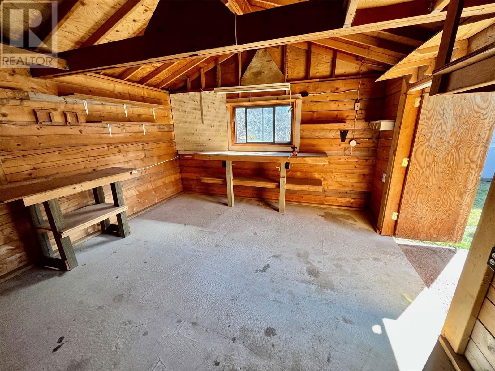 914 RAUMA CRESCENT Image 38