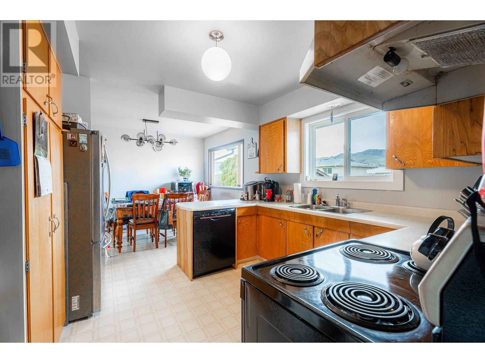 664 SETON PLACE Image 24