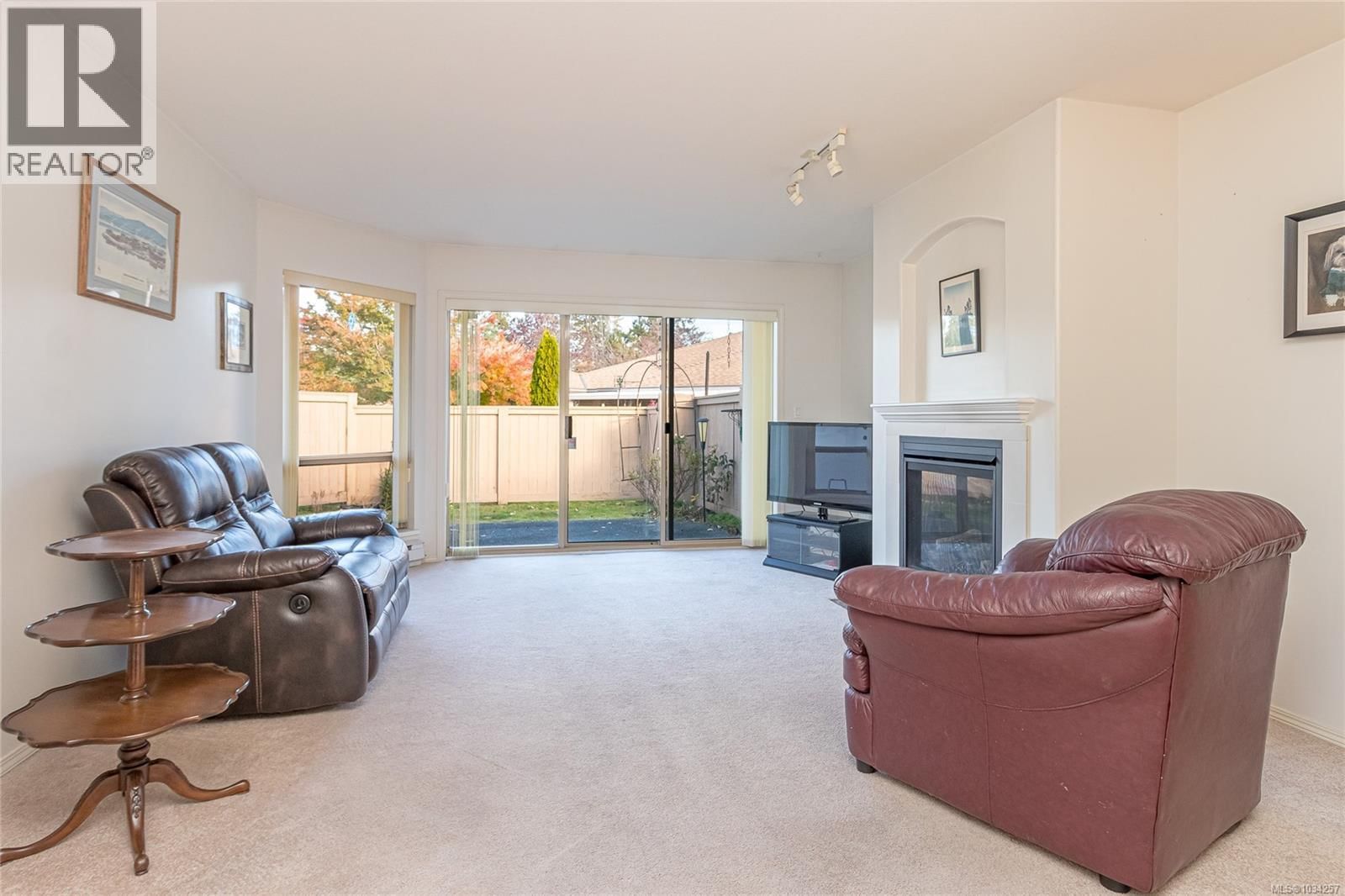 8 310 Pym Street property photo