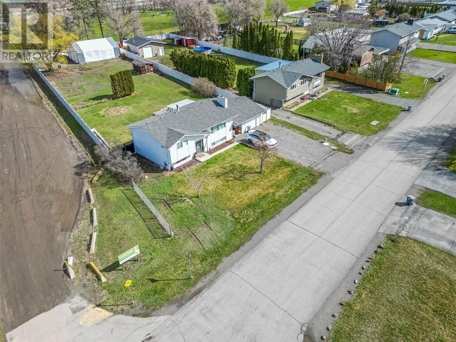 5764 TODD HILL CRESCENT Image 11