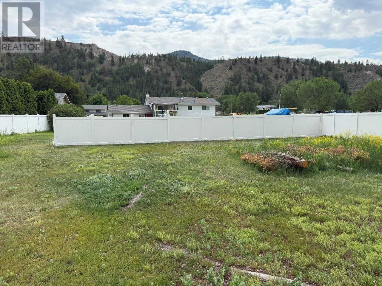 5764 TODD HILL CRESCENT Image 30