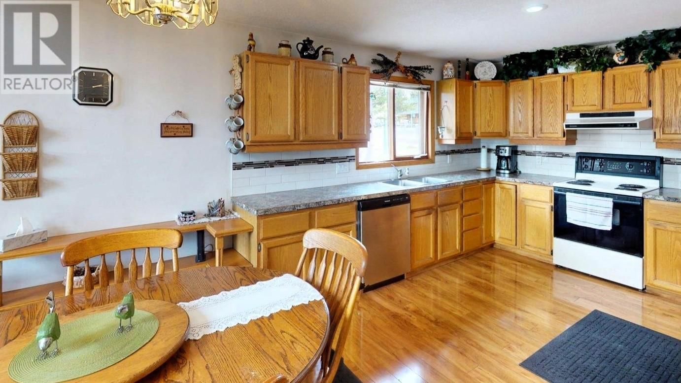 7319 GLACIER DRIVE Image 10