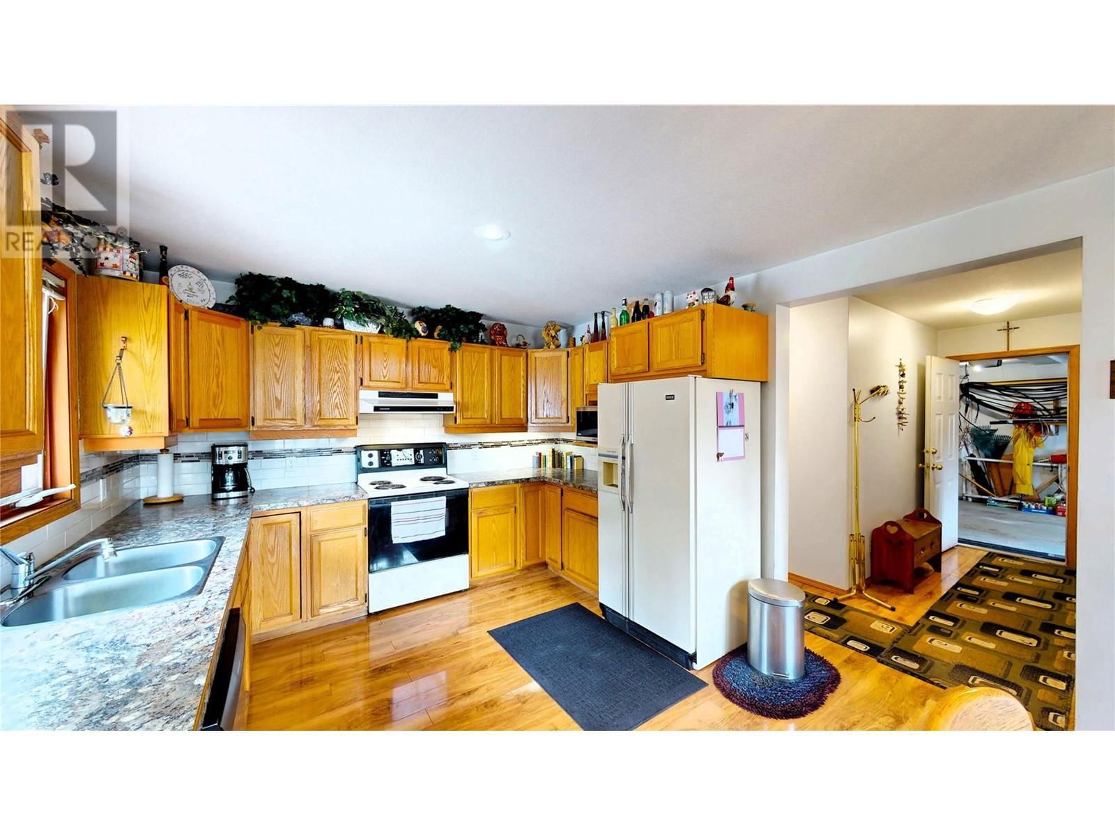 7319 GLACIER DRIVE Image 15
