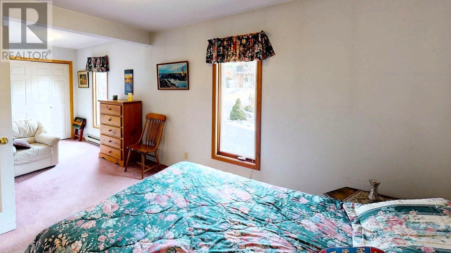 7319 GLACIER DRIVE Image 18