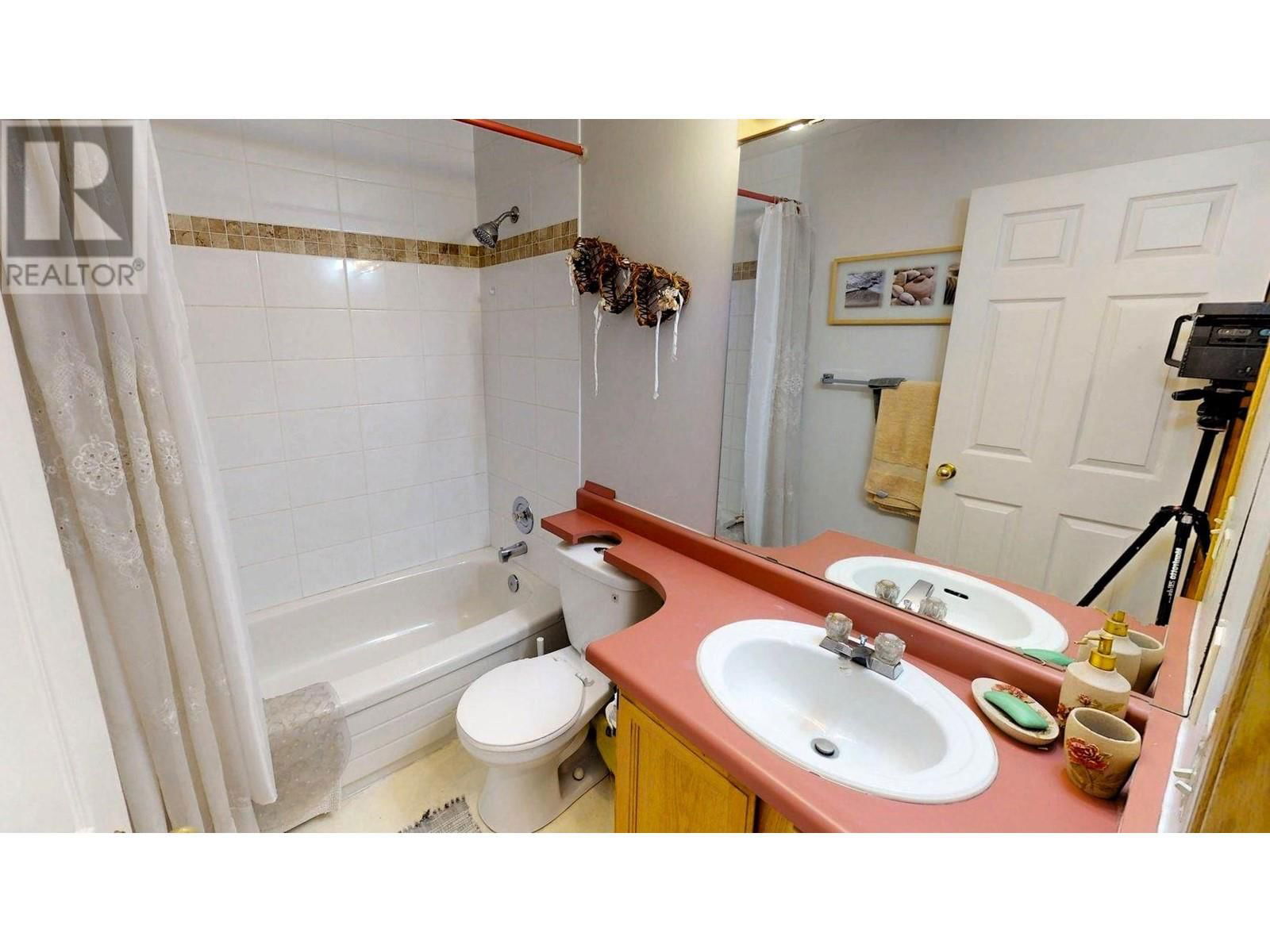 7319 GLACIER DRIVE Image 22