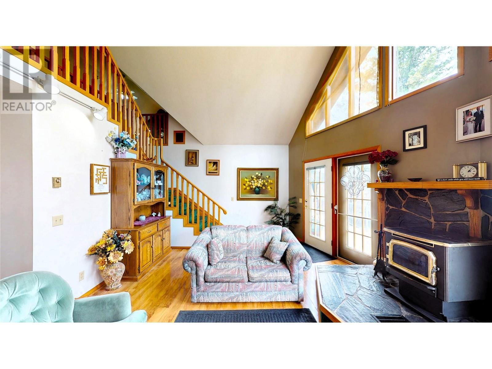 7319 GLACIER DRIVE Image 4