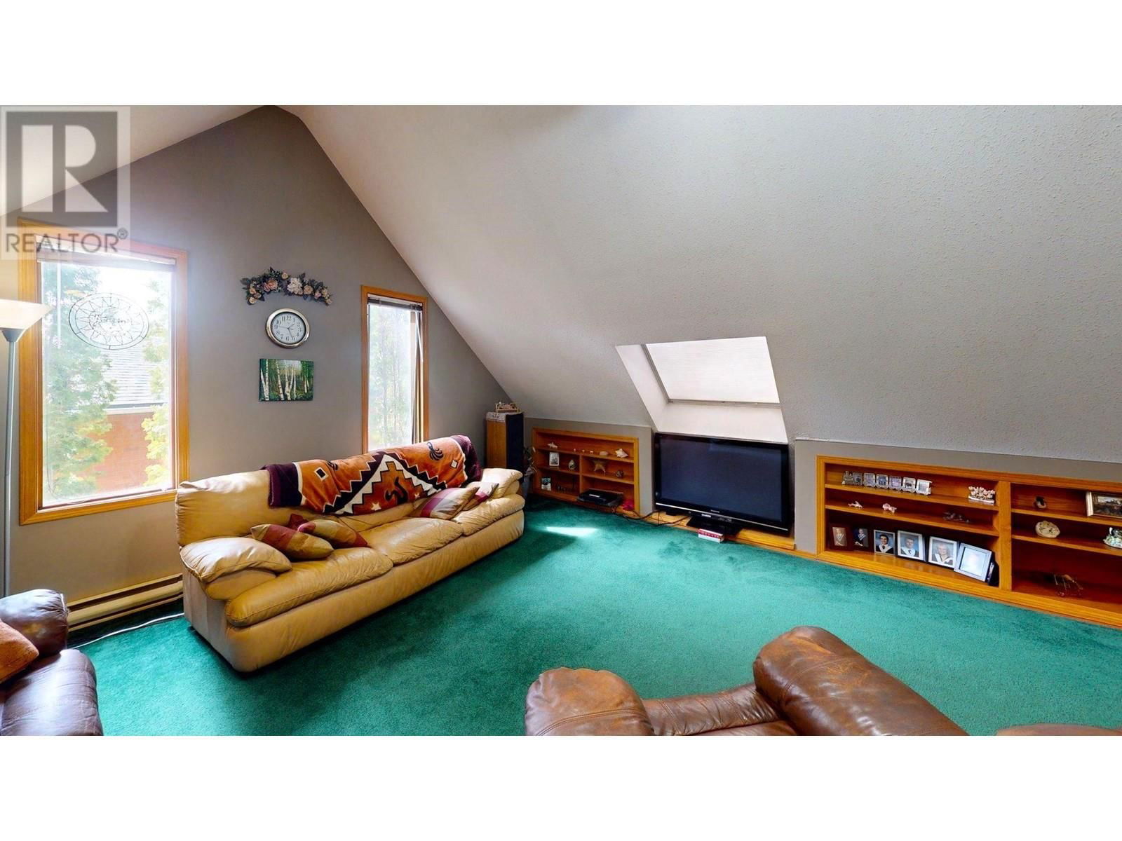 7319 GLACIER DRIVE Image 48