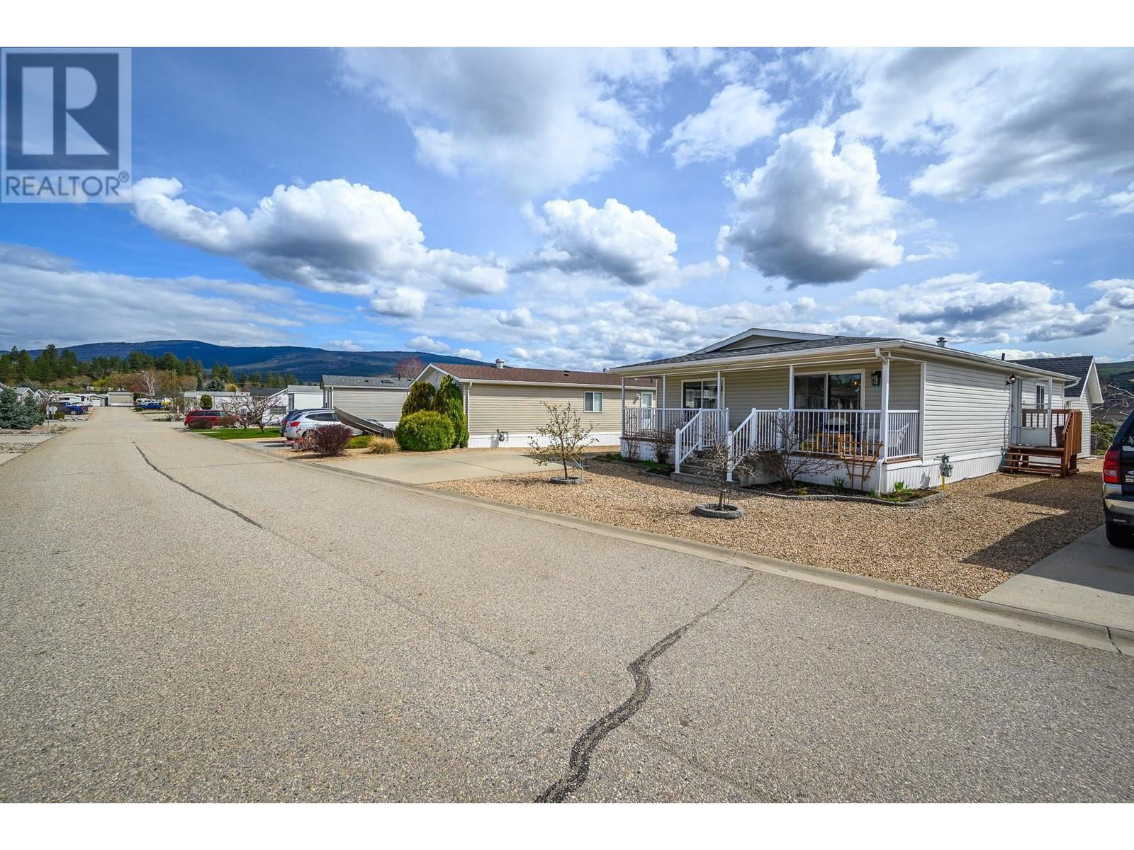 21 - 12560 WESTSIDE ROAD Image 23