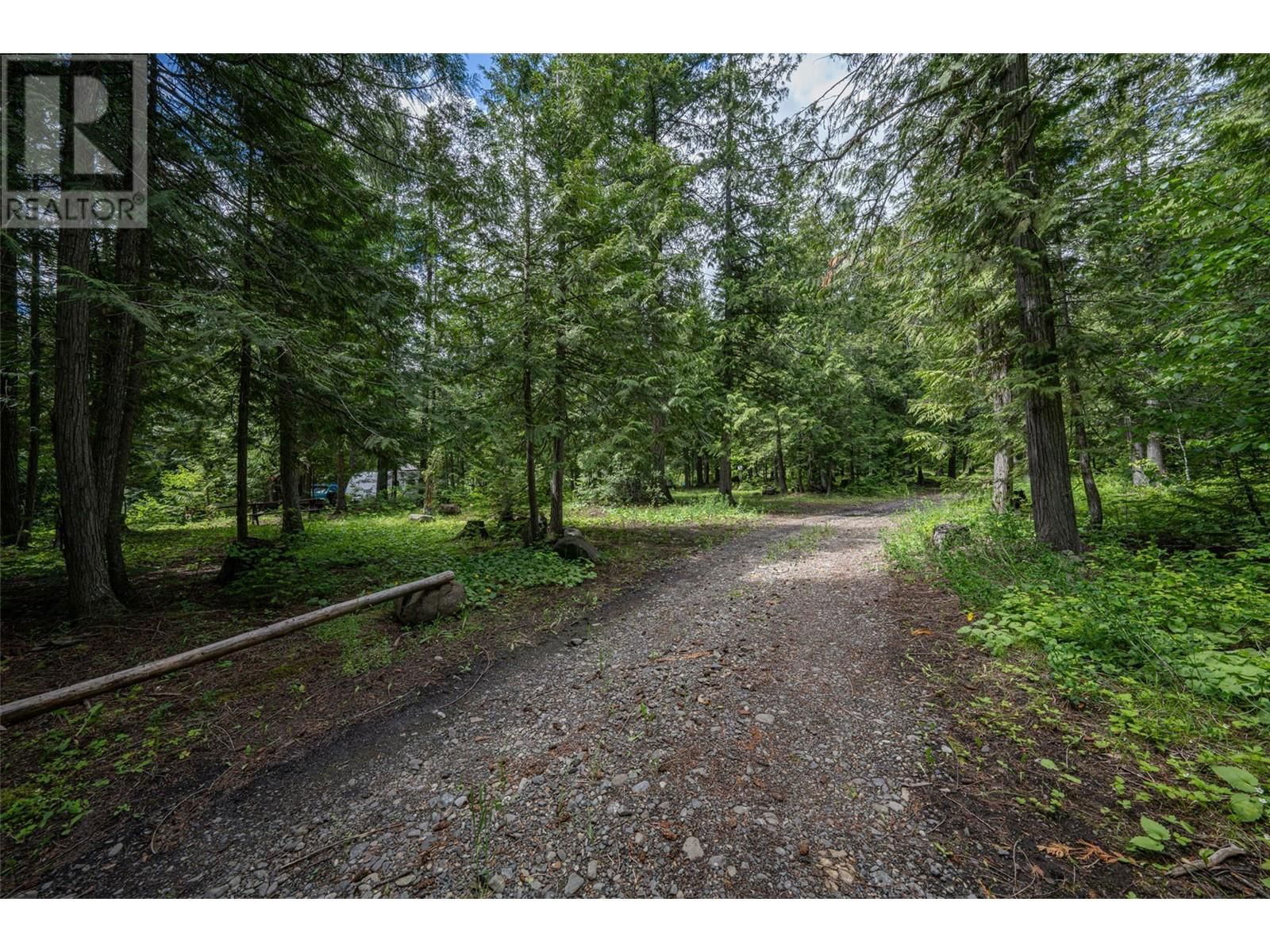 1075 SIX MILE CREEK ROAD Image 79