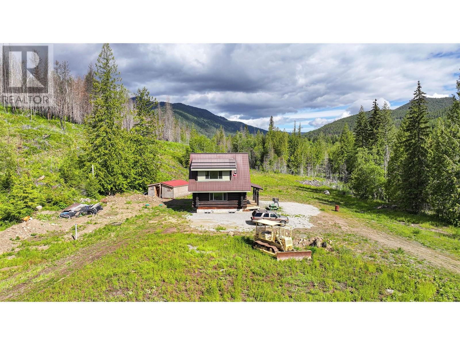 1075 SIX MILE CREEK ROAD Image 82