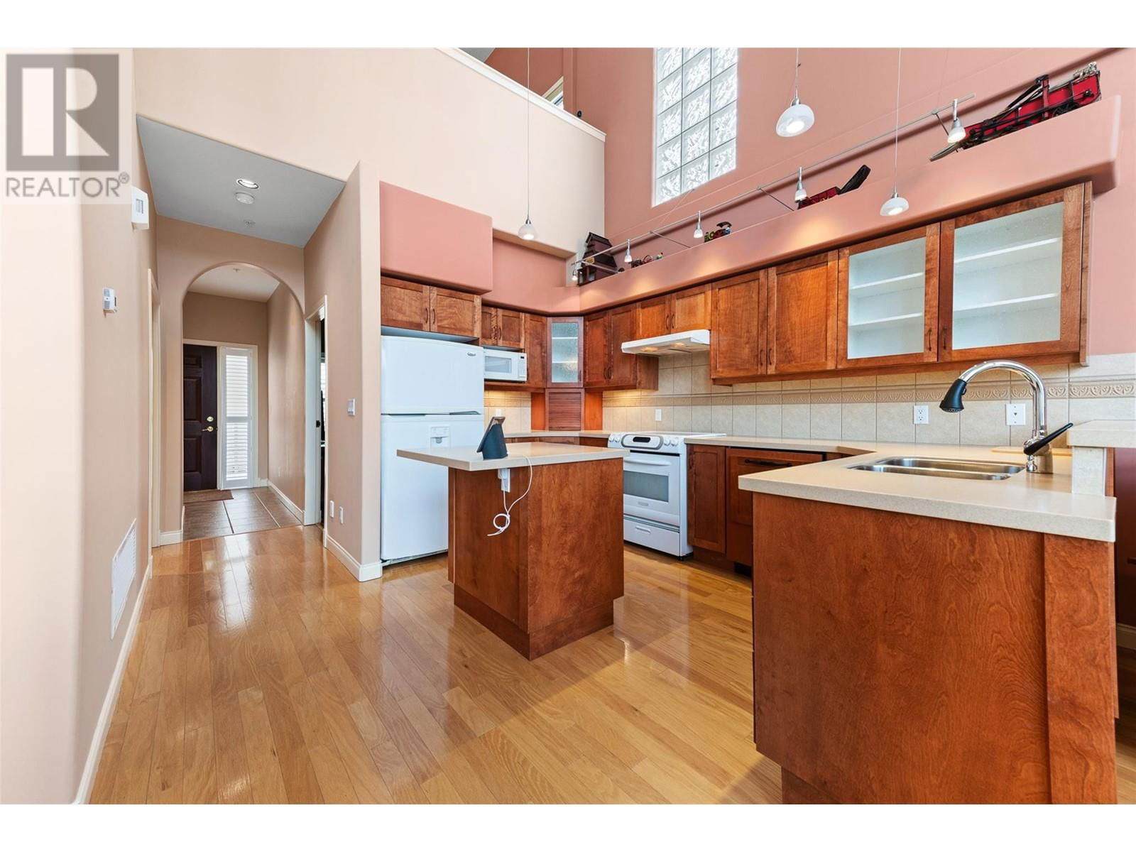 505 - 250 MARINA WAY Image 16