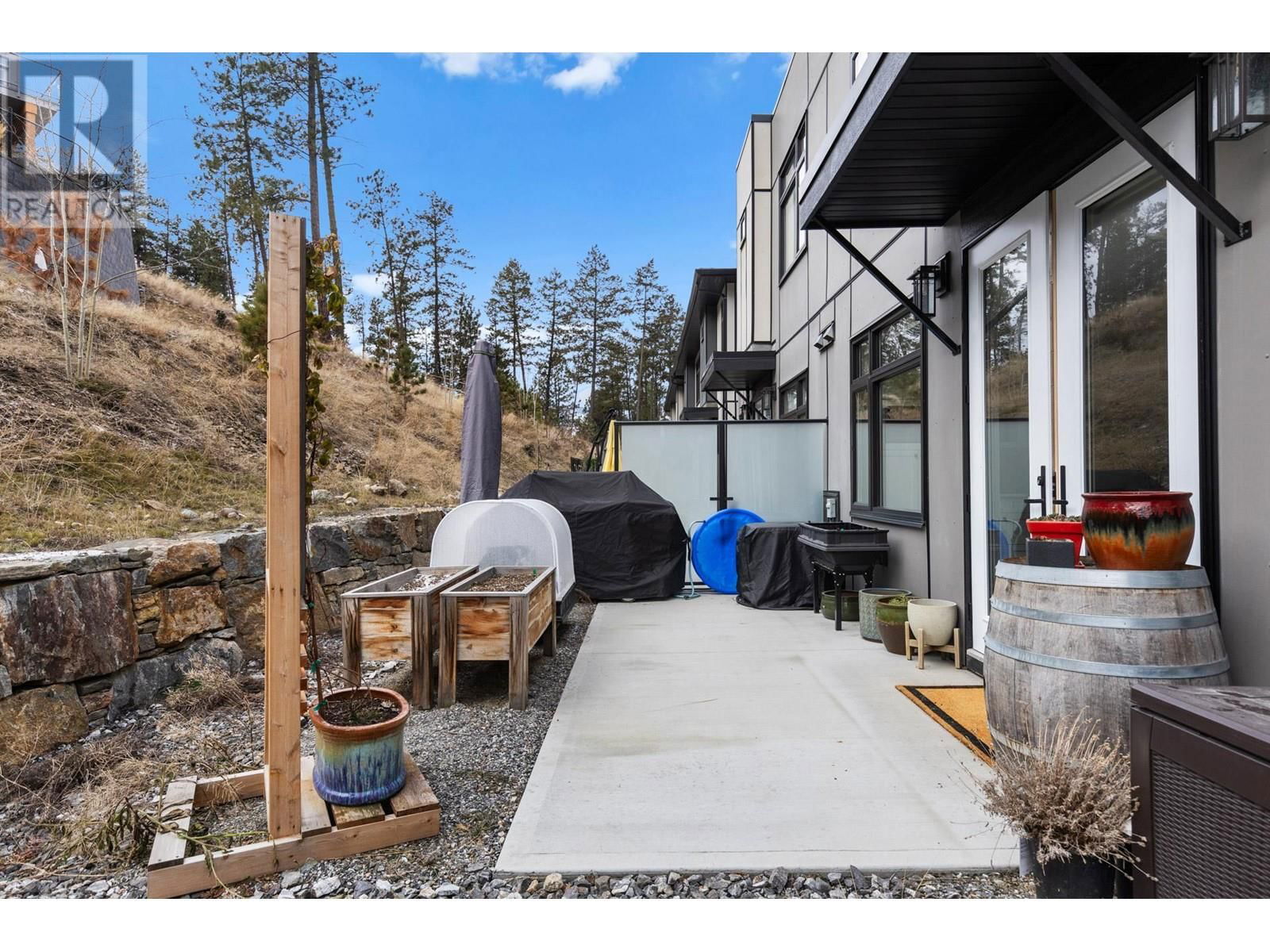 6 - 3220 HILLTOWN DRIVE Image 42