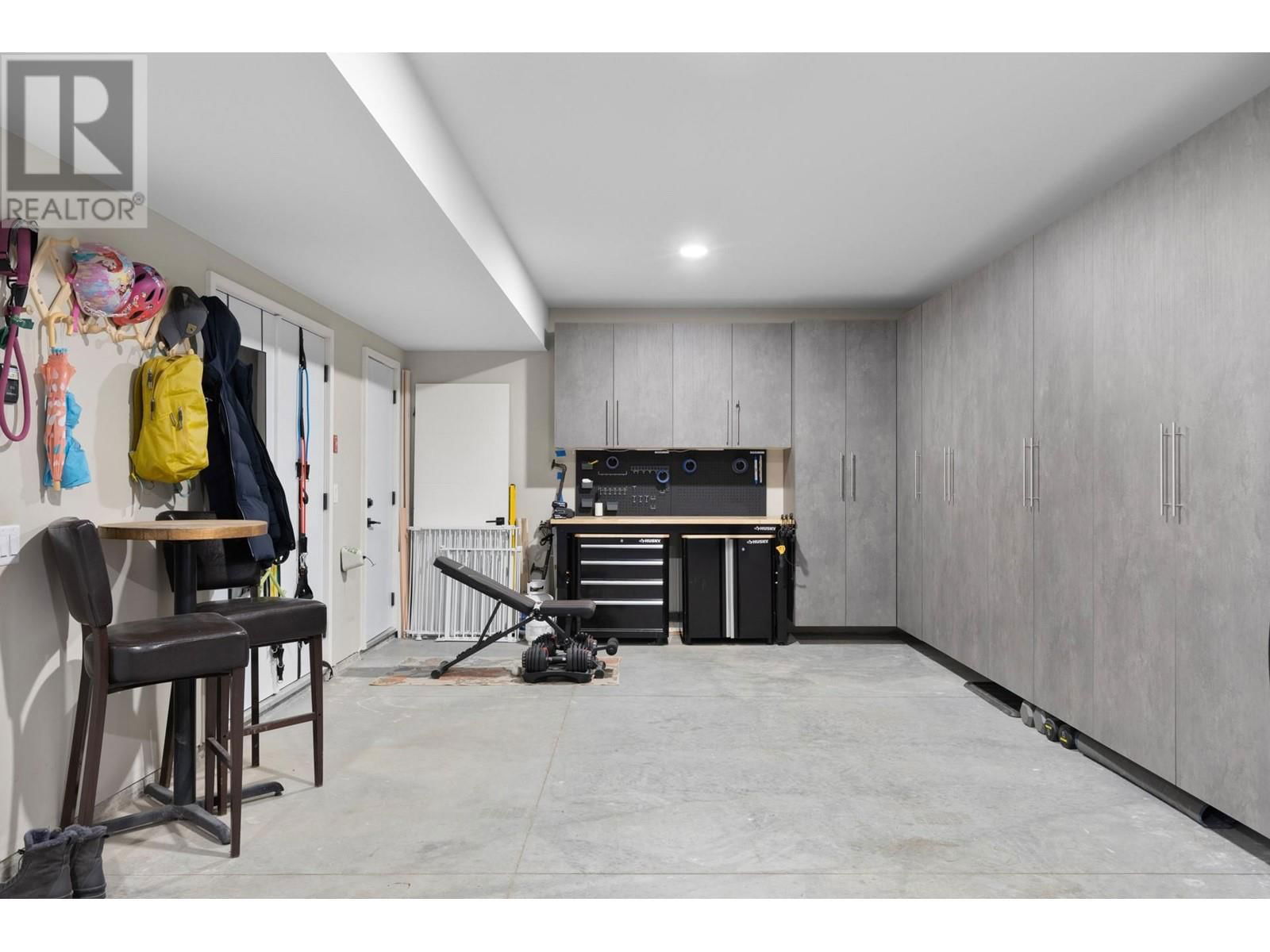 6 - 3220 HILLTOWN DRIVE Image 7