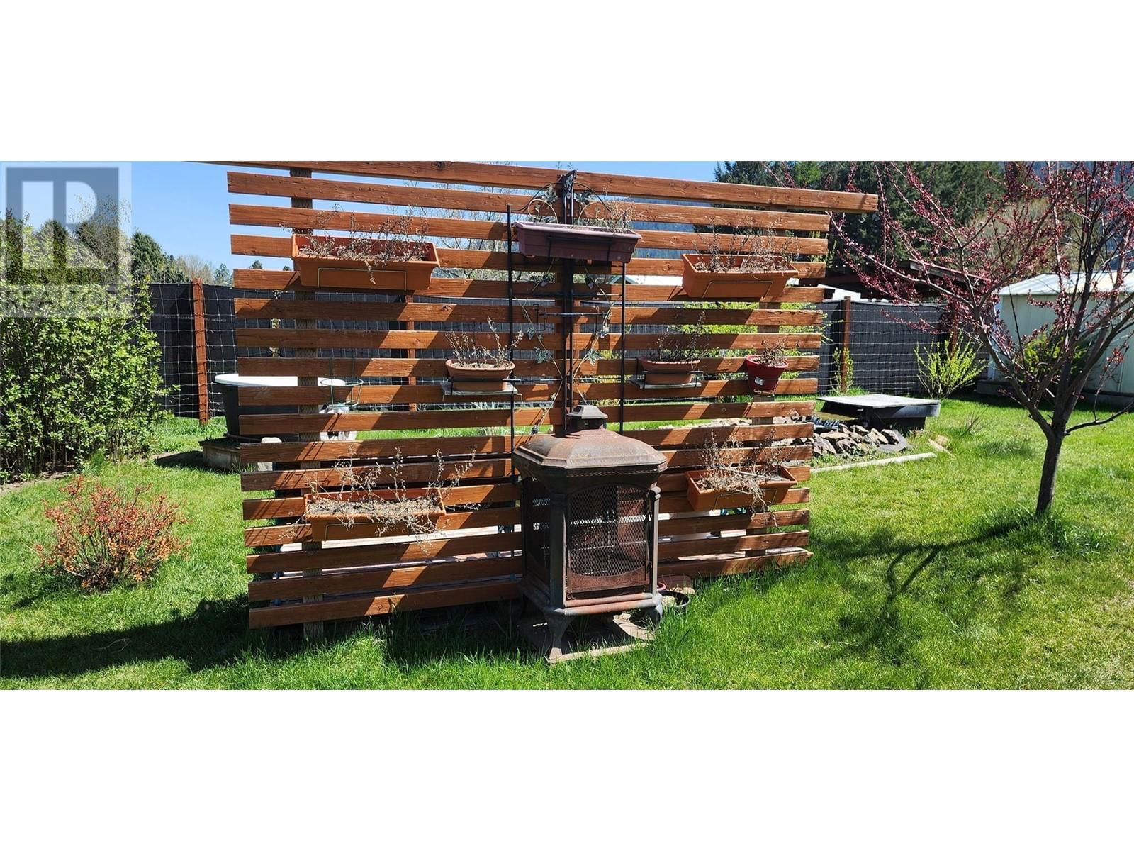 580 CAMERON AVENUE Image 19