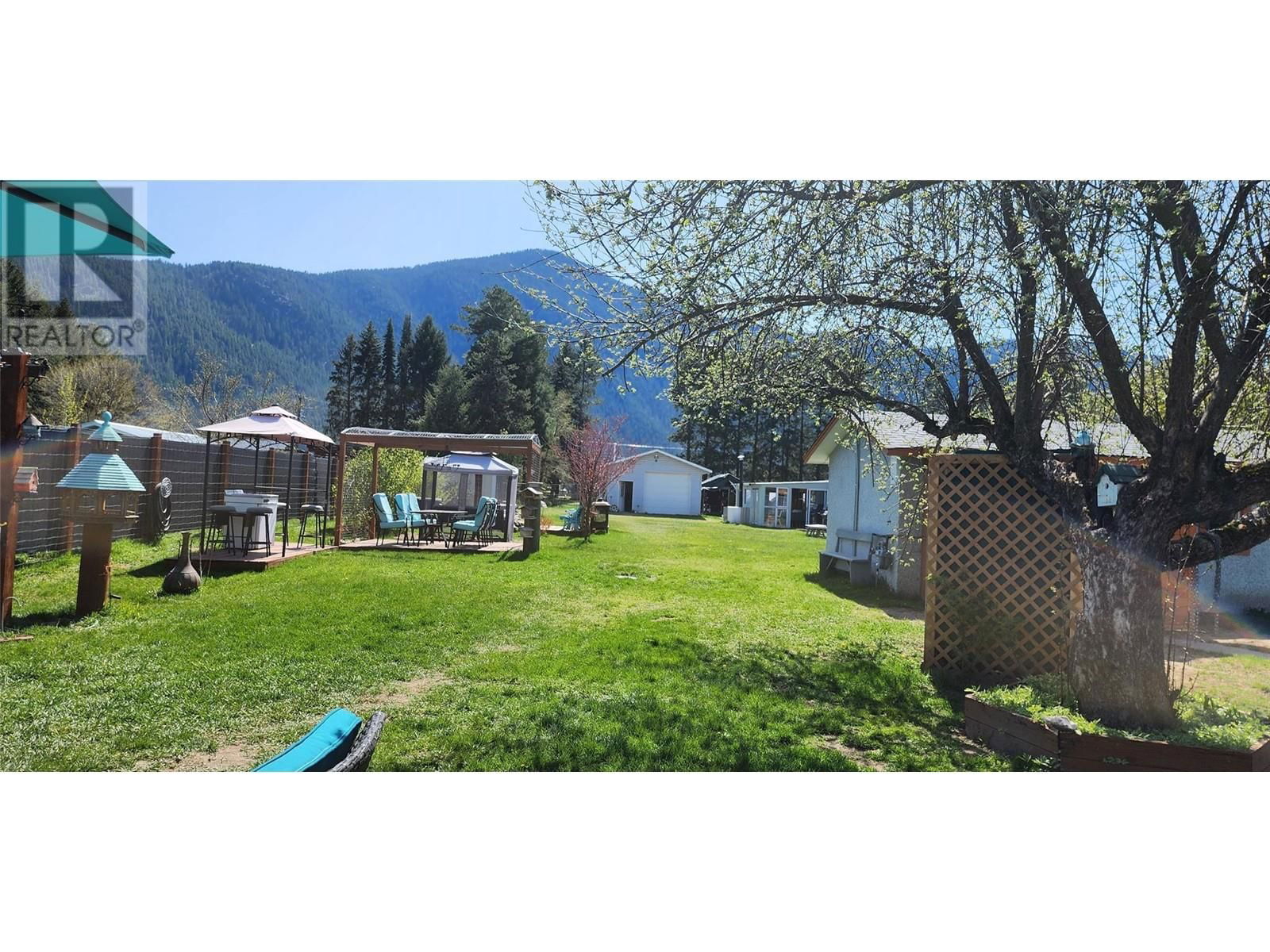 580 CAMERON AVENUE Image 21