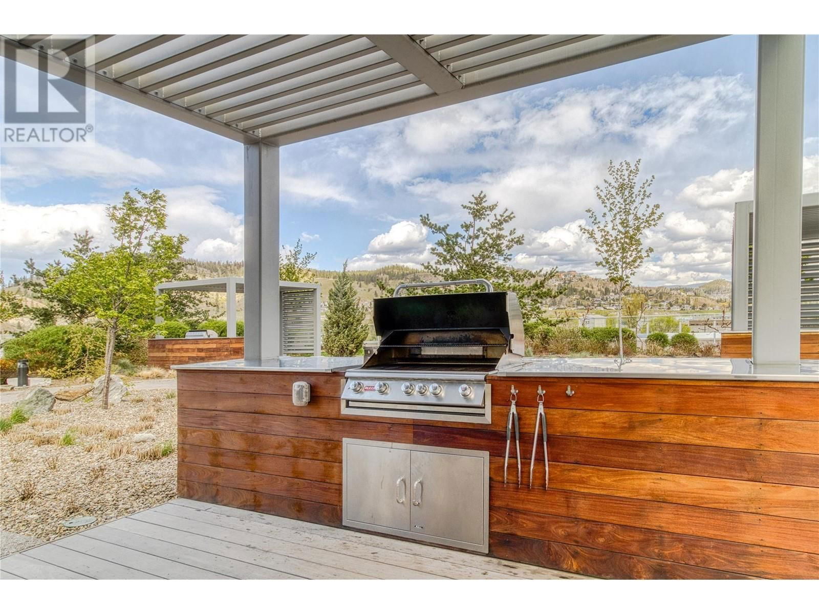 2405 - 1191 SUNSET DRIVE Image 33