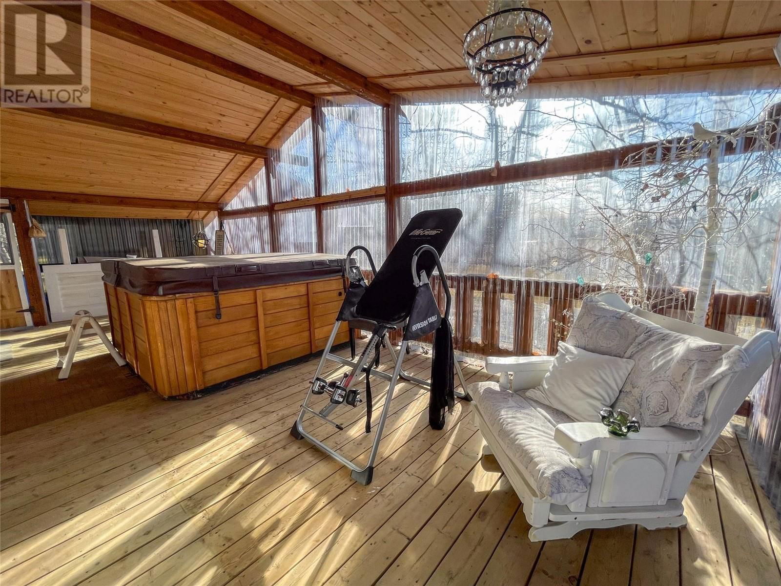 448 204 ROAD Image 32