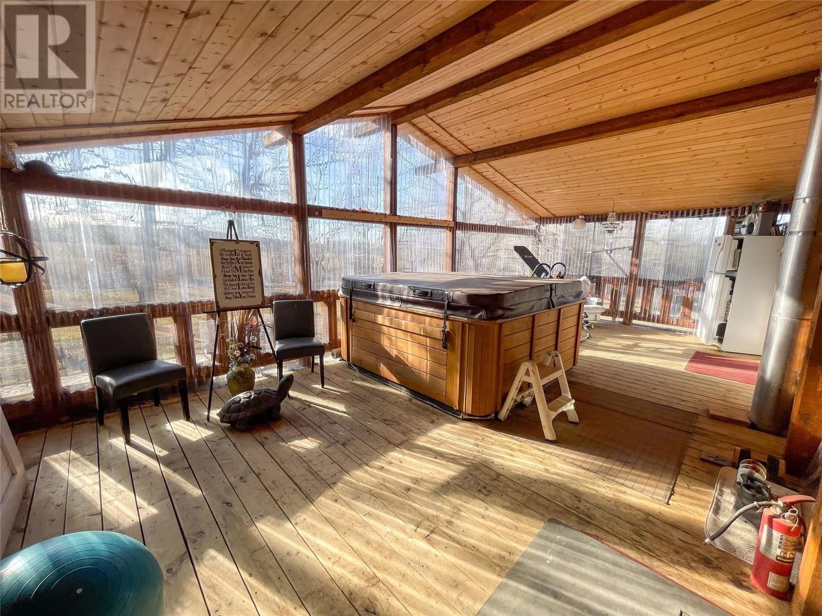 448 204 ROAD Image 33