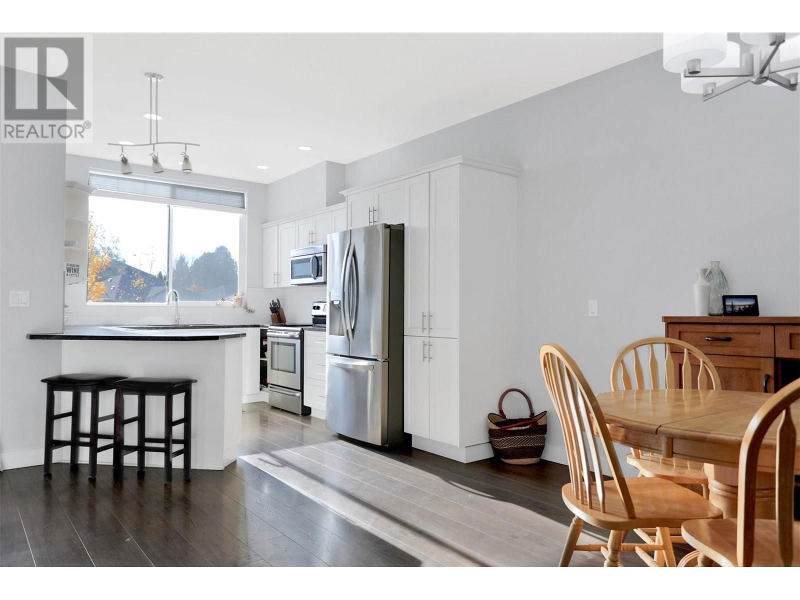27 - 3267 BROADVIEW ROAD Image 10