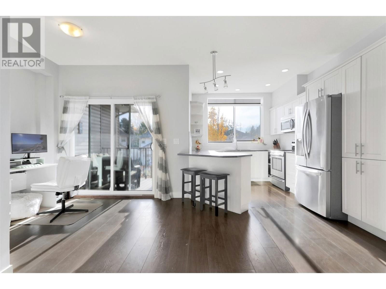 27 - 3267 BROADVIEW ROAD Image 13