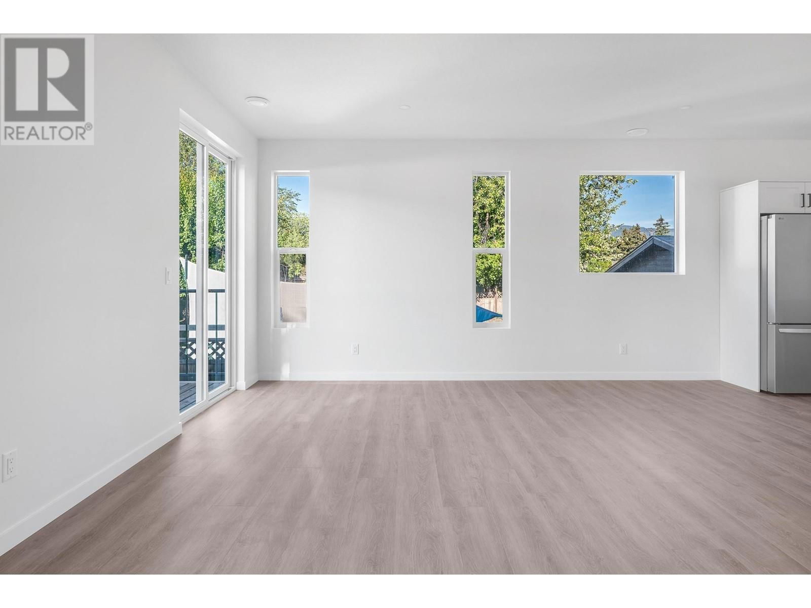 7 - 5661 OKANAGAN LANDING ROAD Image 10