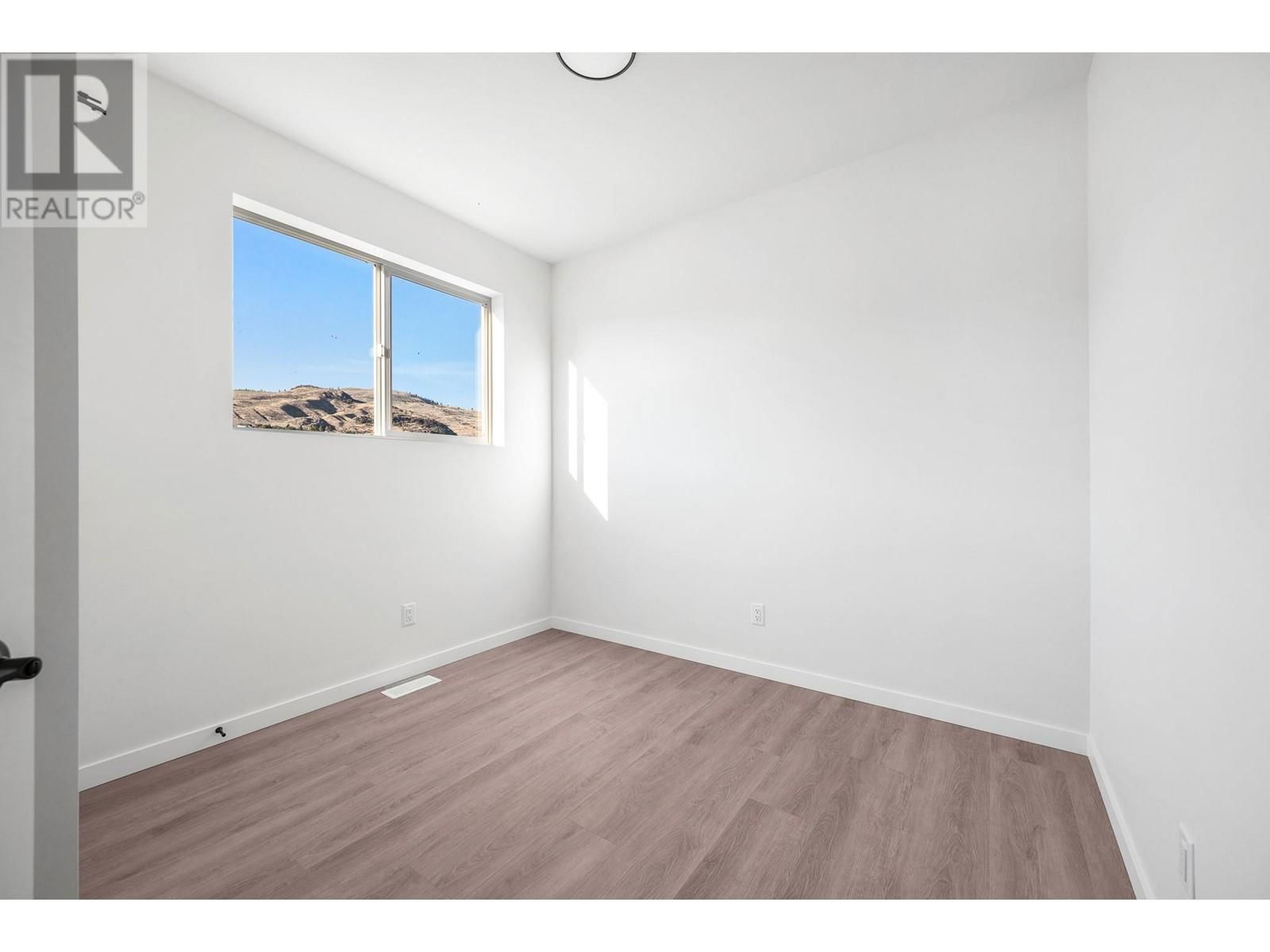 7 - 5661 OKANAGAN LANDING ROAD Image 17