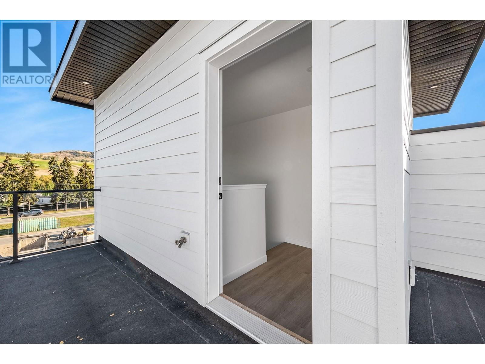 7 - 5661 OKANAGAN LANDING ROAD Image 19