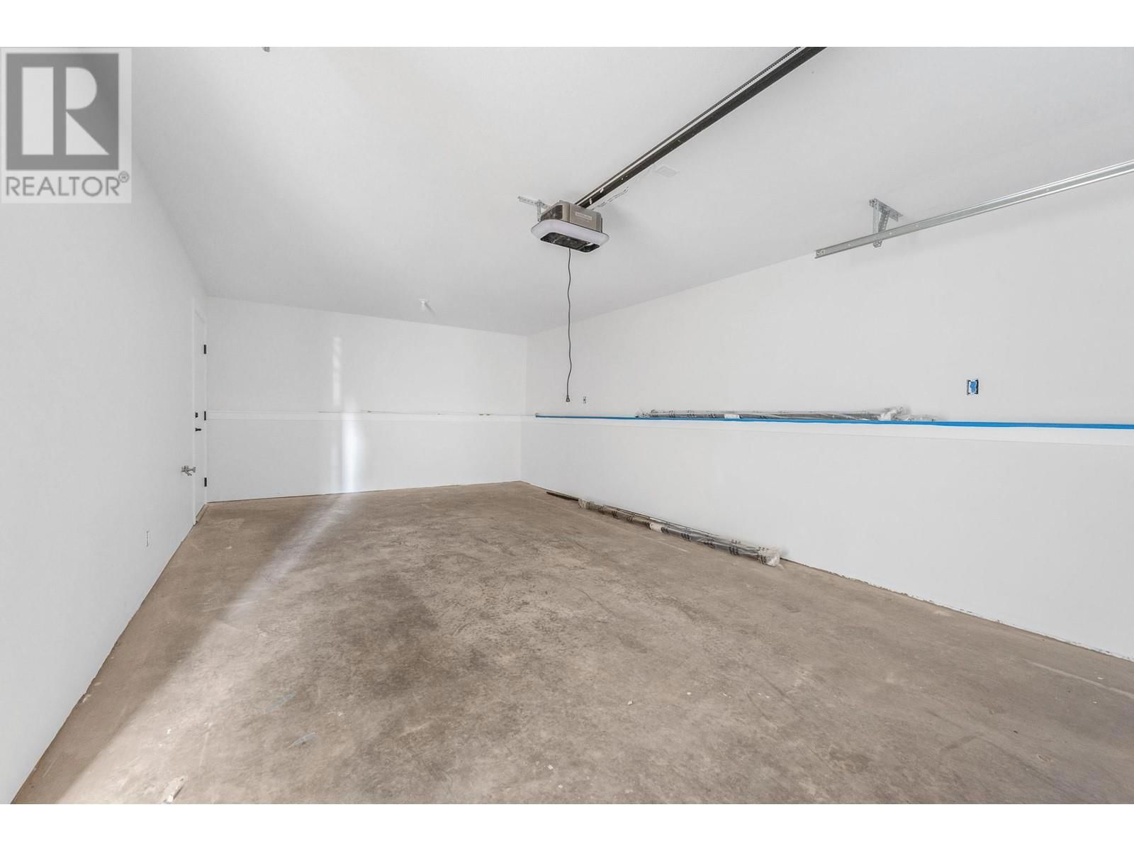 7 - 5661 OKANAGAN LANDING ROAD Image 27