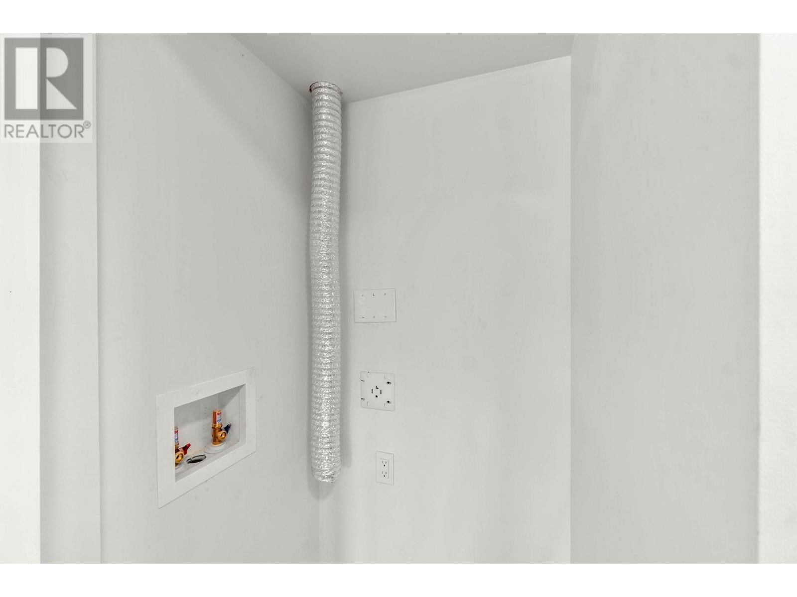 3348 POWELL ROAD Image 16