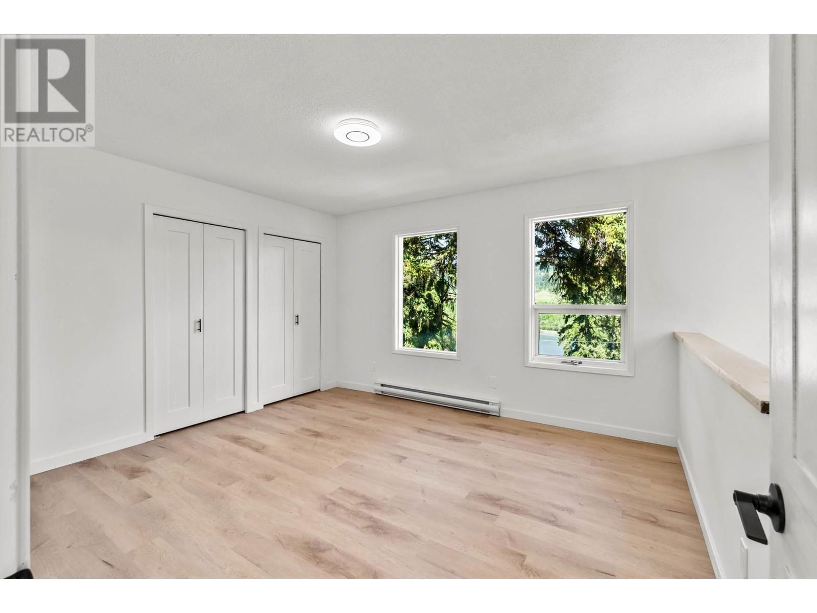 3348 POWELL ROAD Image 21