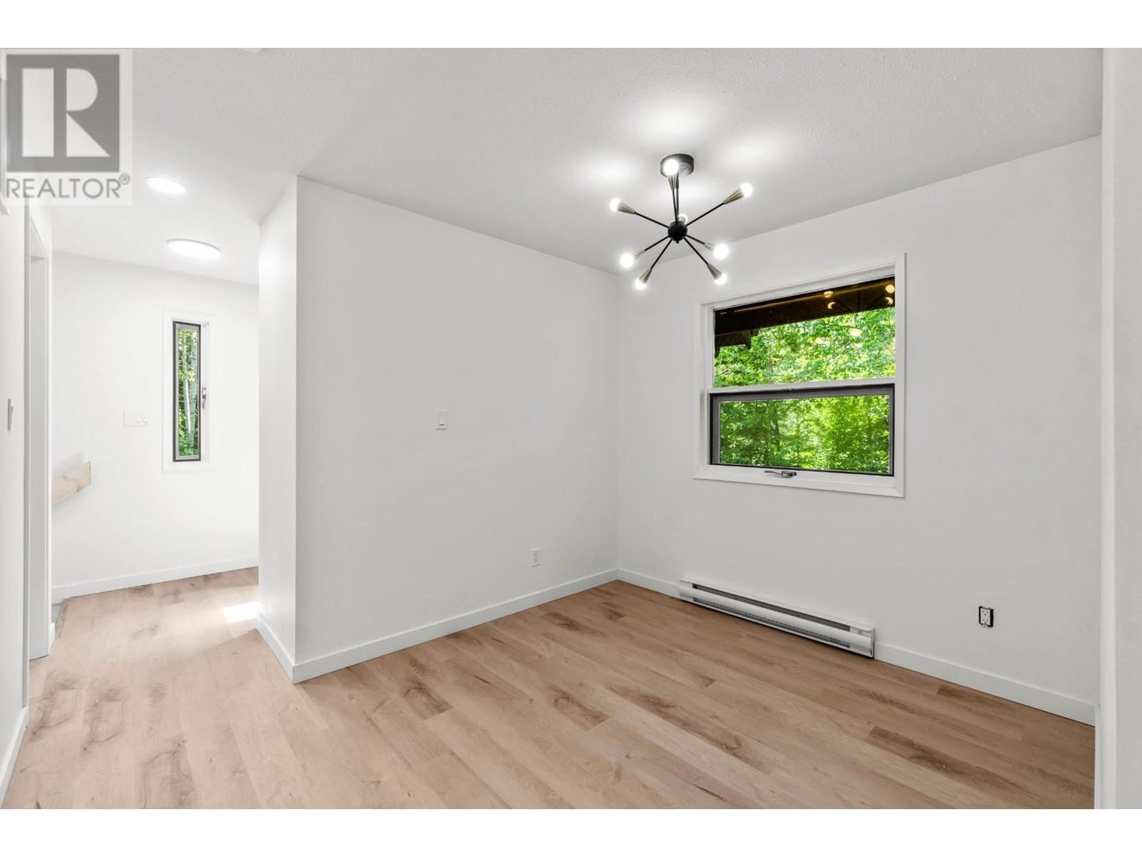 3348 POWELL ROAD Image 23