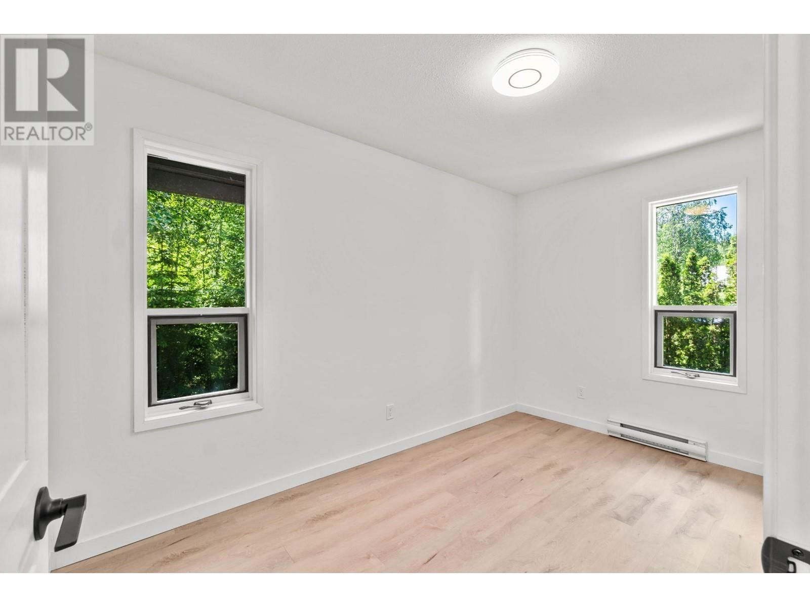 3348 POWELL ROAD Image 25