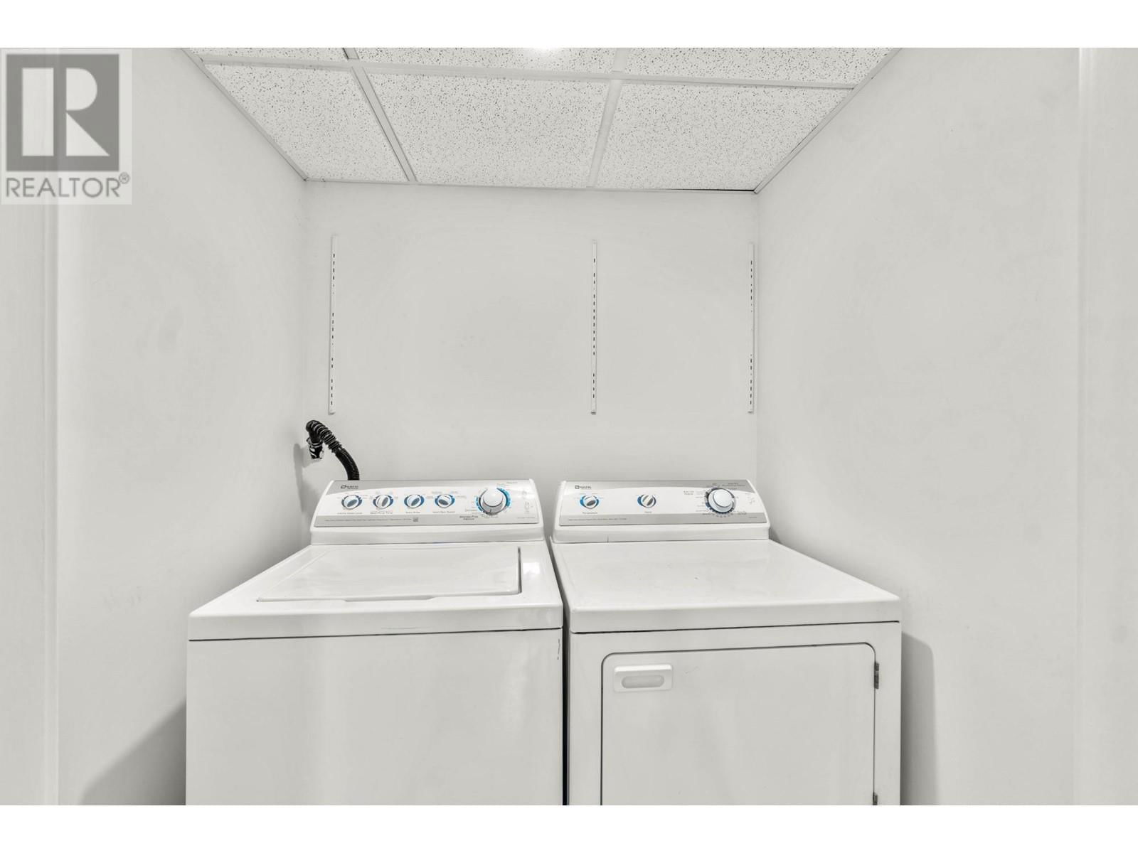3348 POWELL ROAD Image 35