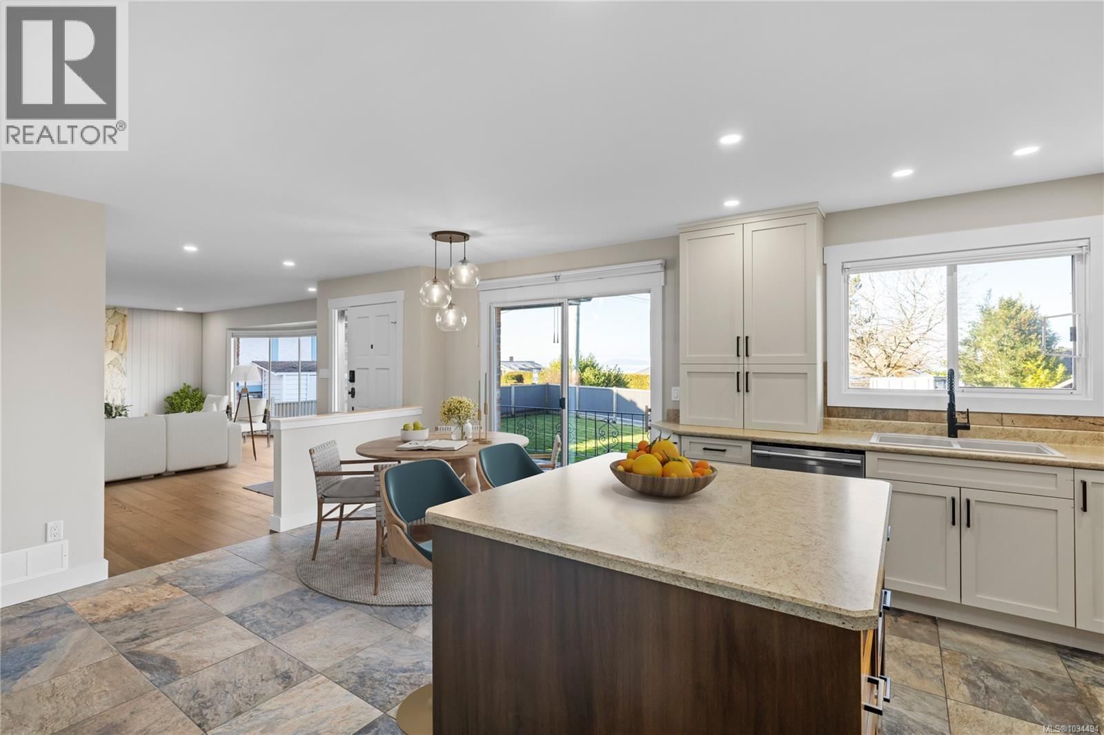 245 Elizabeth Avenue property photo