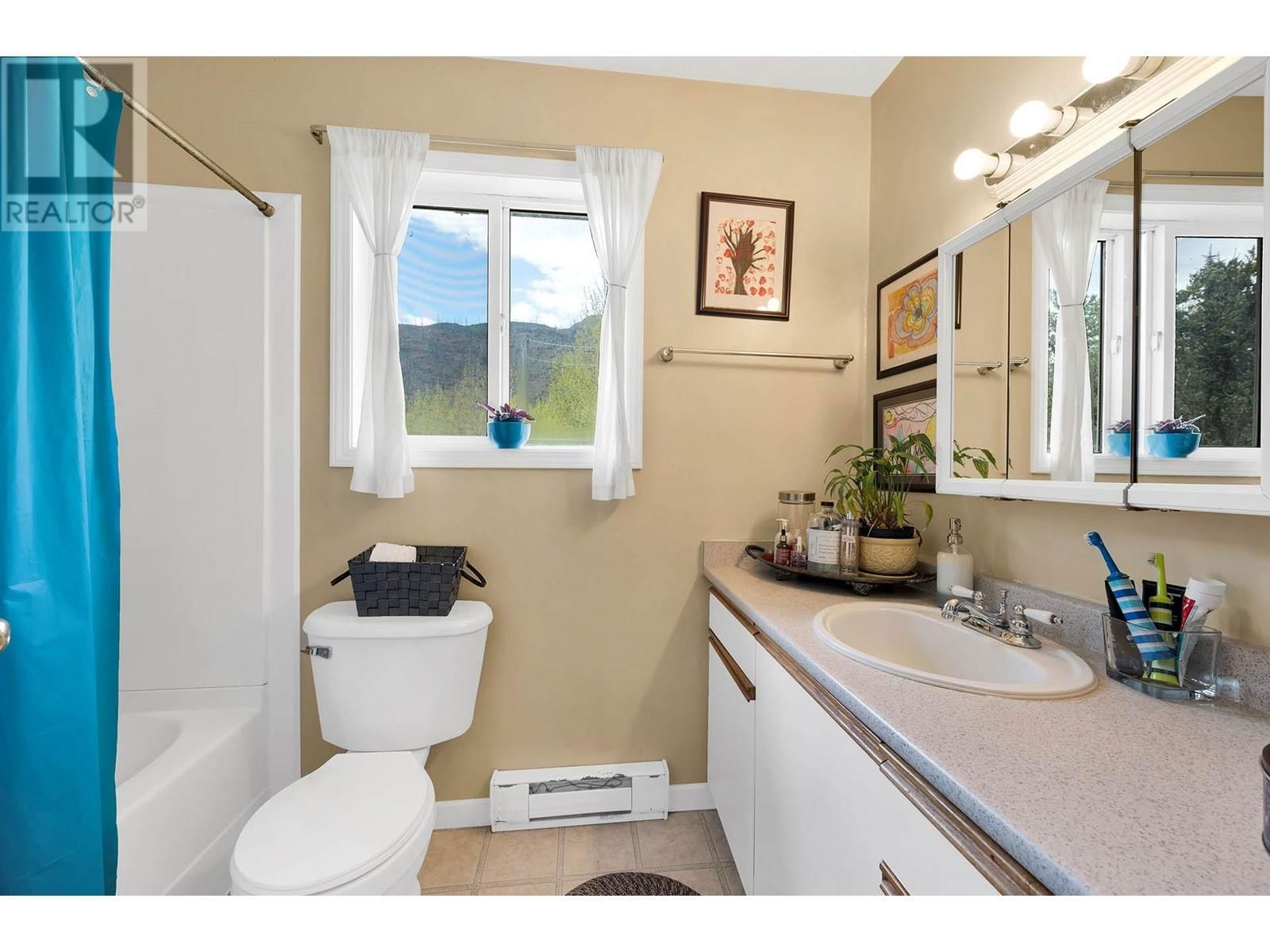 3652 HART ROAD Image 10
