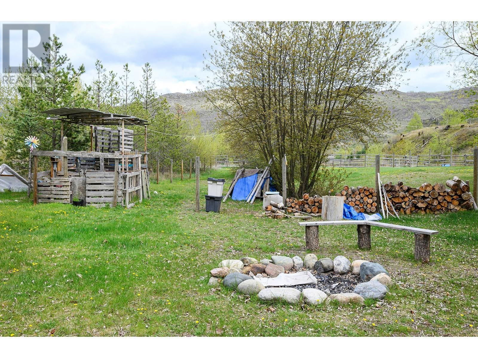 3652 HART ROAD Image 19