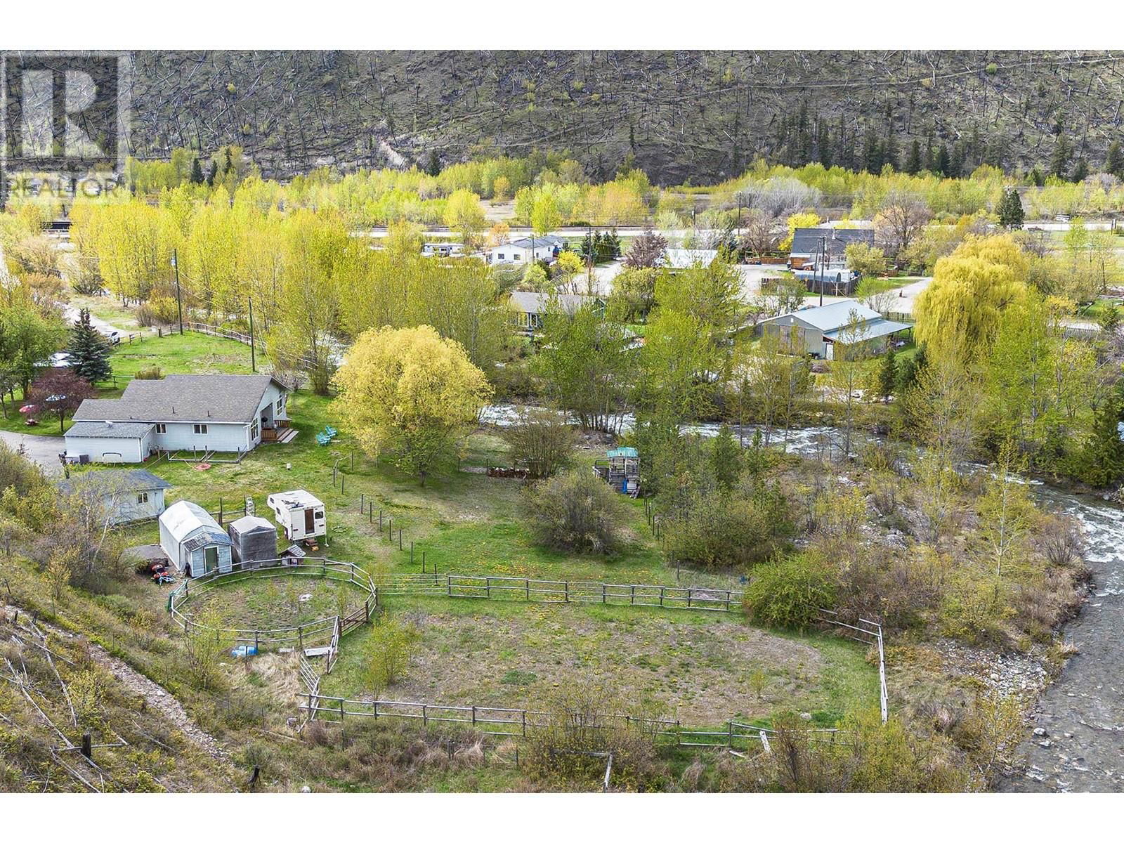 3652 HART ROAD Image 27