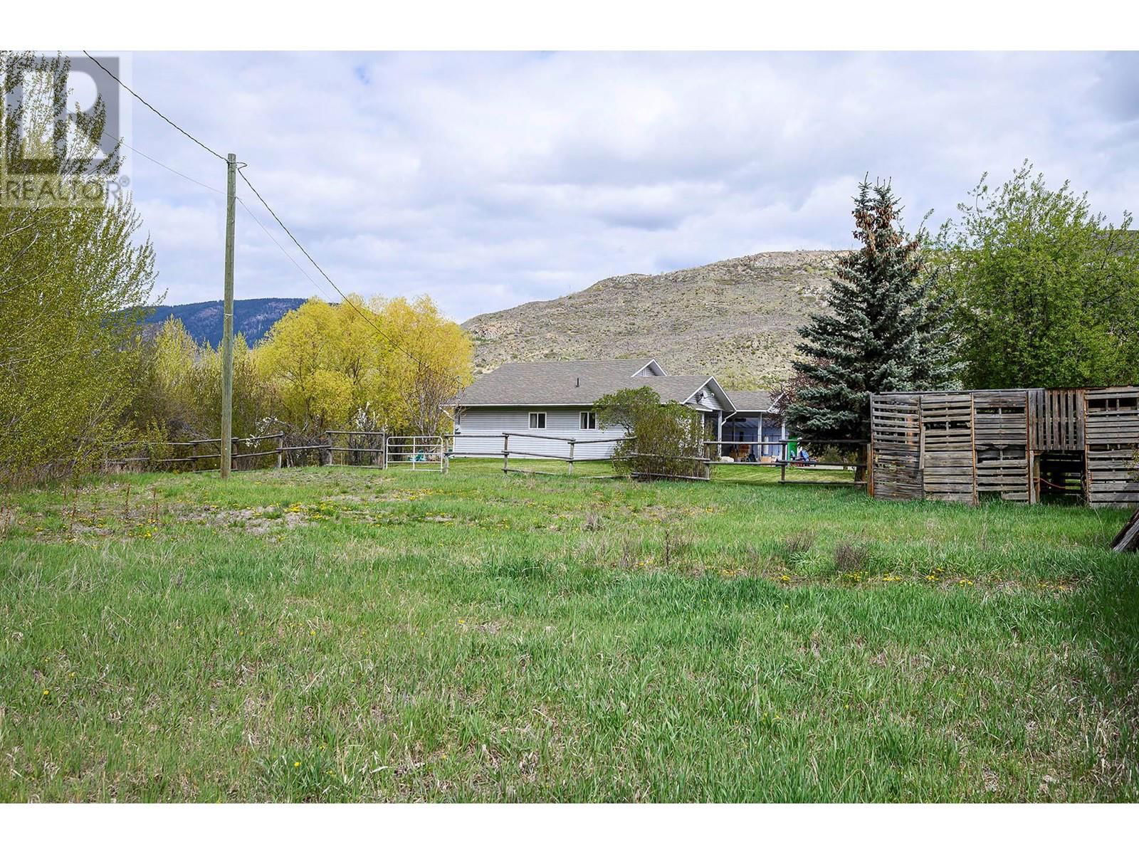 3652 HART ROAD Image 28