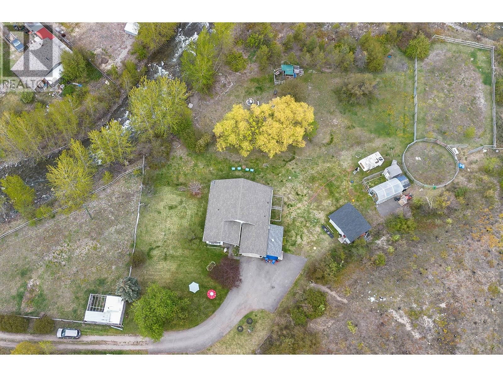 3652 HART ROAD Image 39